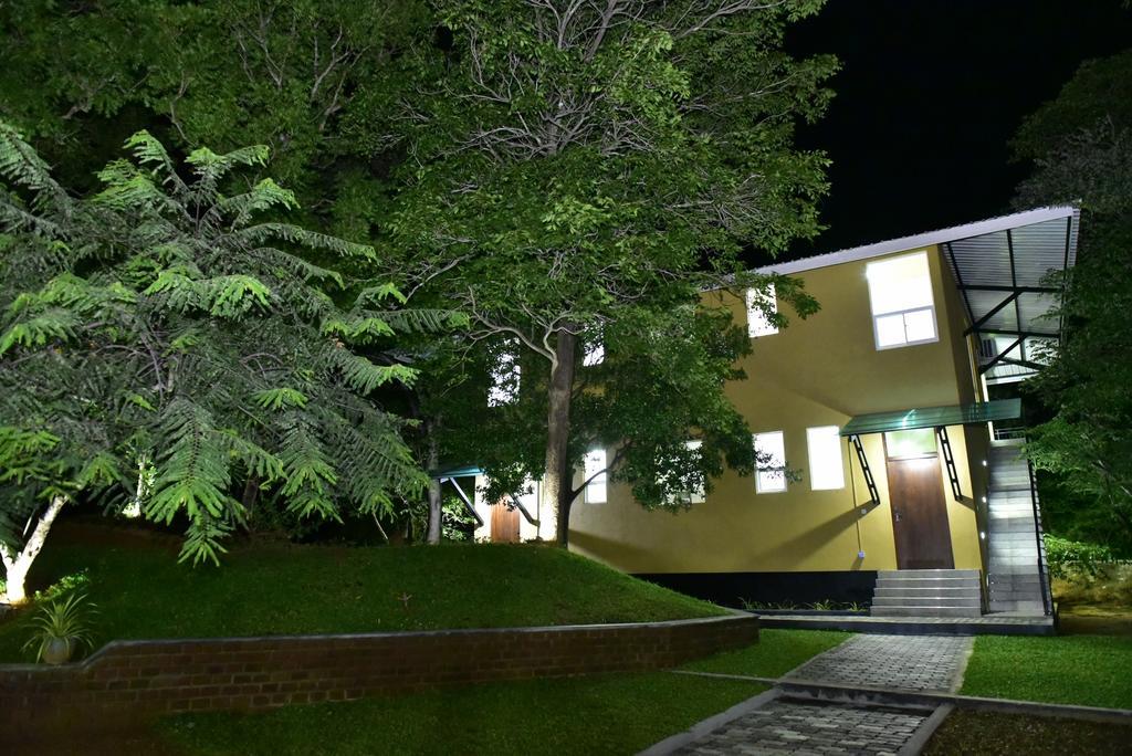 Villa Wildescape Polonnaruwa Esterno foto